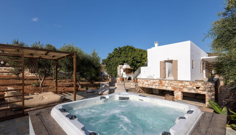 Amalgam Homes Paros