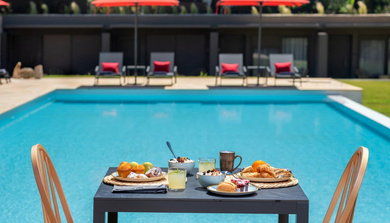 Amantes Villas & Suites