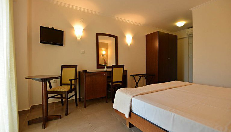 Ammos Bay Hotel