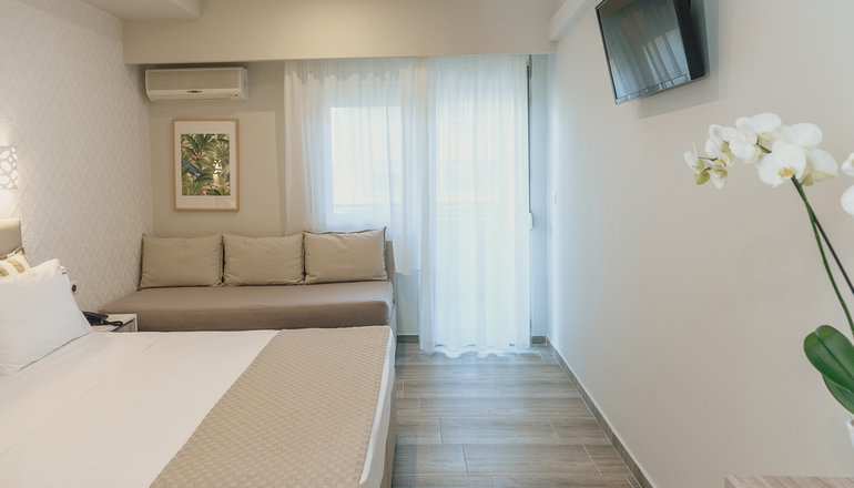 4* Ammos Beach Seaside Luxury Suites