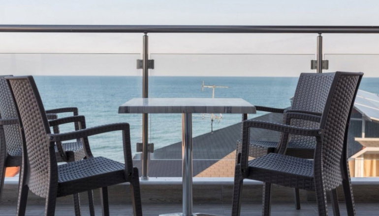 4* Ammos Beach Seaside Luxury Suites