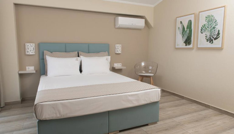 4* Ammos Beach Seaside Luxury Suites
