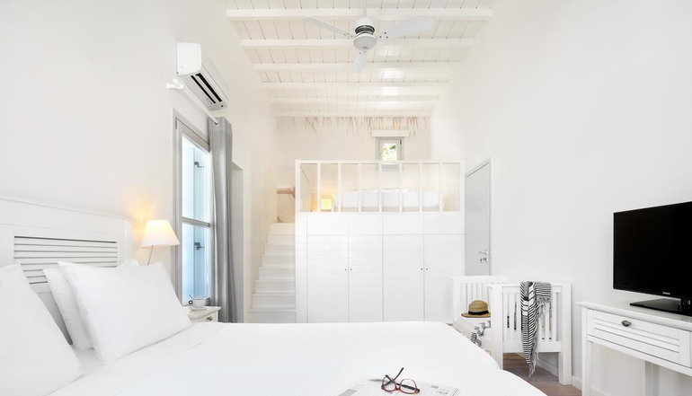Ammos Hotel Skyros