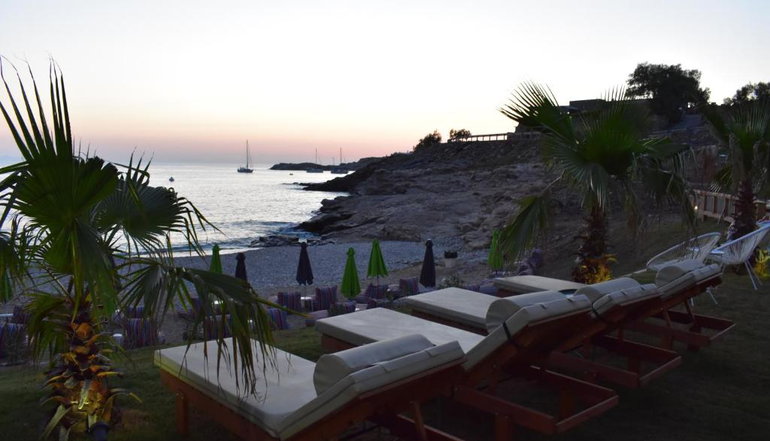 4* Anamar Kea Boutique Hotel