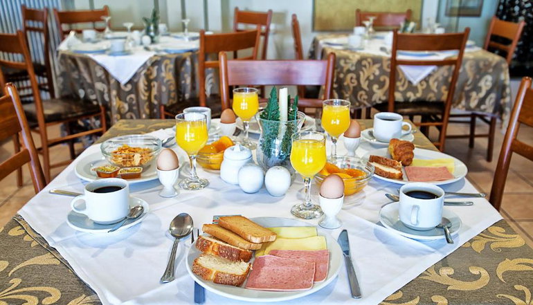 Anastassiou Hotel