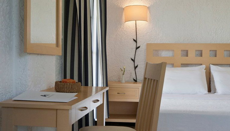 Andros Holiday Hotel
