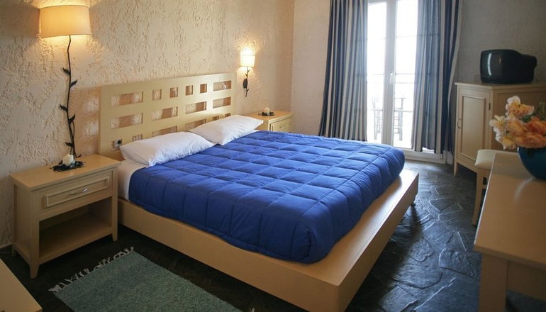 Andros Holiday Hotel