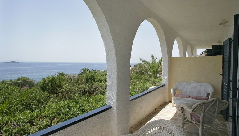 Andros Holiday Hotel