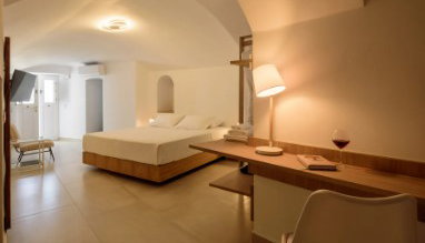 Anemos Family Suites - Φηρά, Σαντορίνη