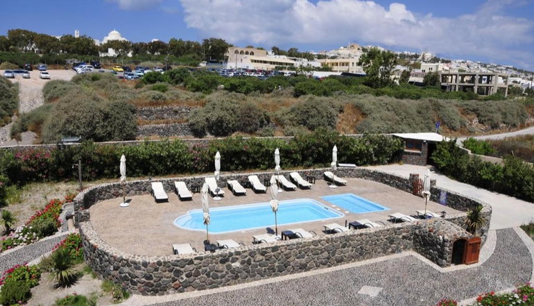 Anessis Apartments
