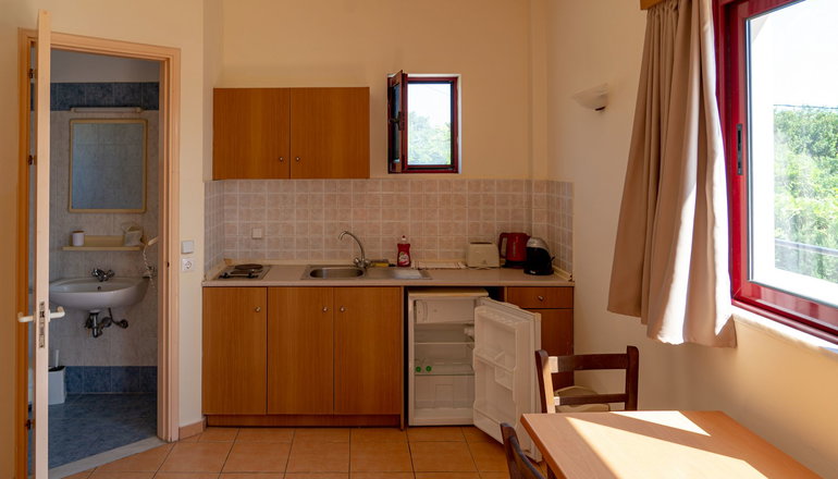 Angela Studios & Apartments Rhodes - Πεύκοι, Ρόδος