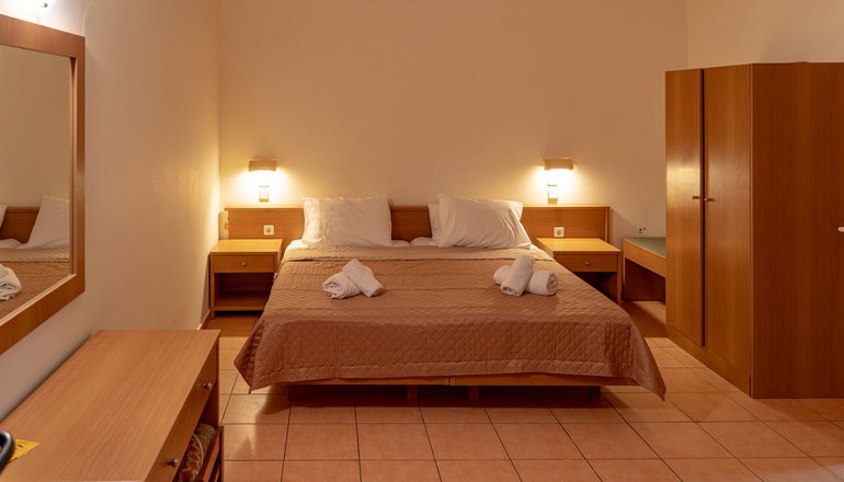 Angela Studios & Apartments Rhodes - Πεύκοι, Ρόδος