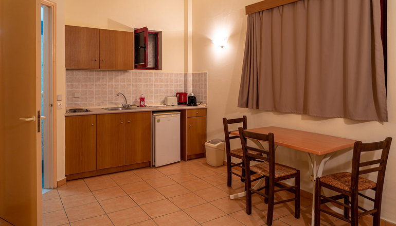 Angela Studios & Apartments Rhodes - Πεύκοι, Ρόδος