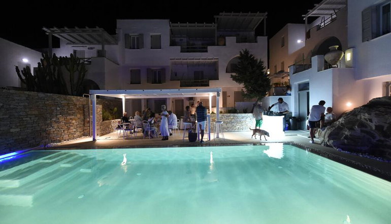 Anthos Apartments