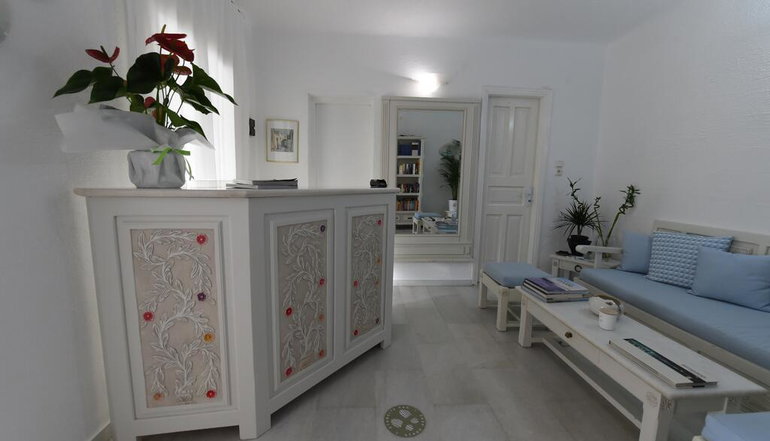 Anthos Apartments