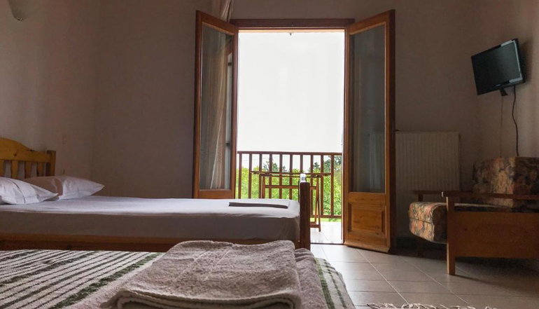 Antigoni Hotel - Λίμνη Πλαστήρα