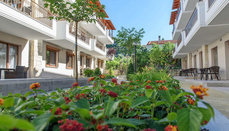 Apanemia by Flegra Hotels