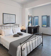 Apanemo Hotel & Suites