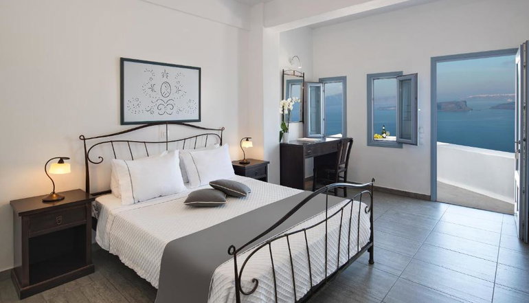 Apanemo Hotel & Suites