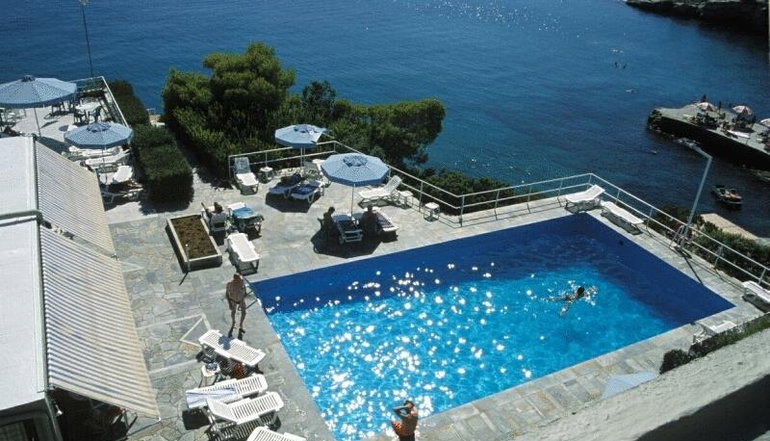 Apollo Hotel