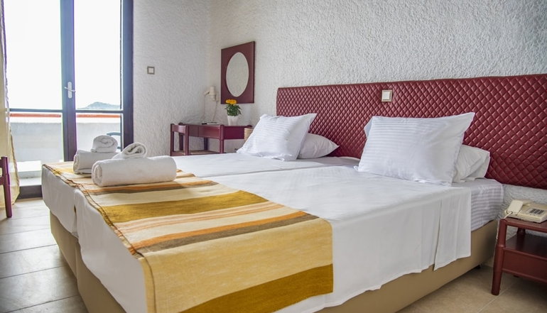 Apollo Hotel