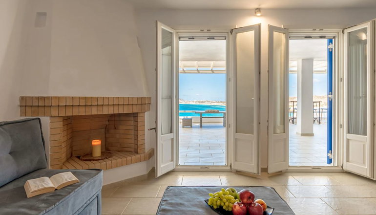 Apricot & Sea Luxury Villas Naxos