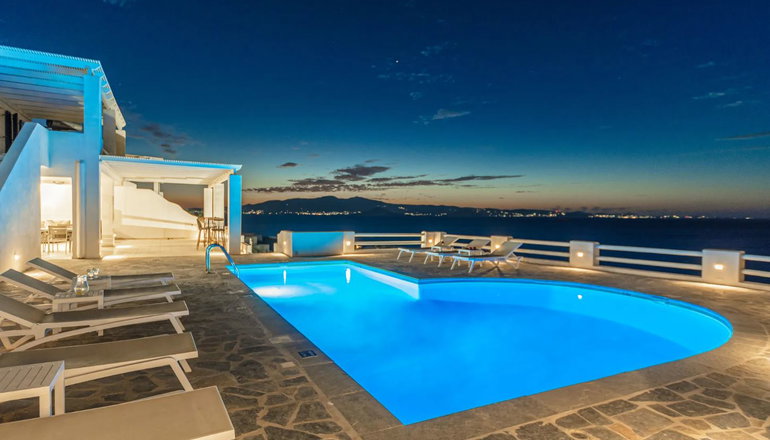 Apricot & Sea Luxury Villas Naxos