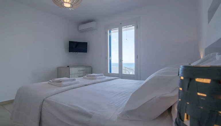 Apricot & Sea Luxury Villas Naxos