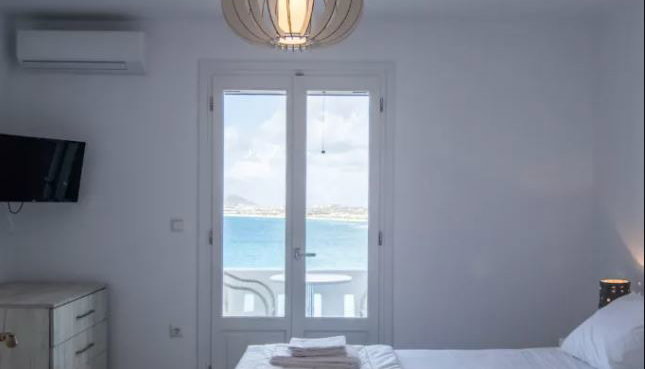 Apricot & Sea Luxury Villas Naxos