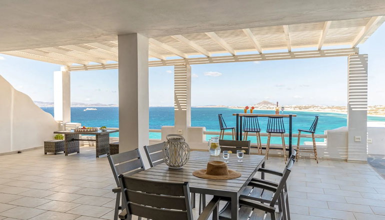 Apricot & Sea Luxury Villas Naxos
