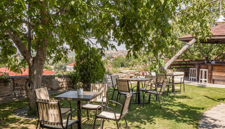 Apsis Hotel