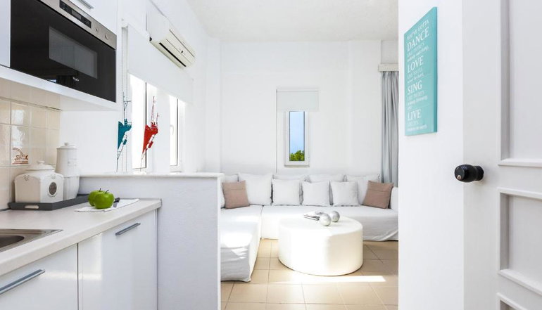 Aqua Marina Apartments