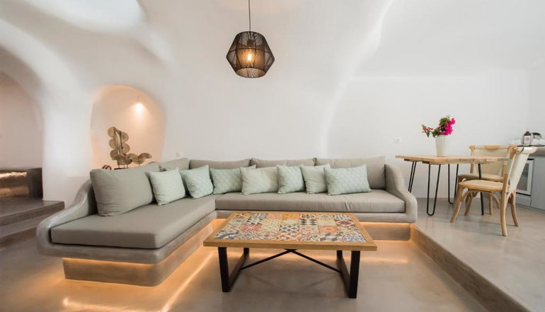 4* Aqua Serenity Luxury Suites