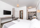 Aqualung Suites - Καμάρι, Σαντορίνη