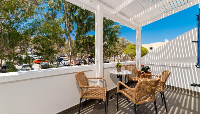 Aqualung Suites - Καμάρι, Σαντορίνη