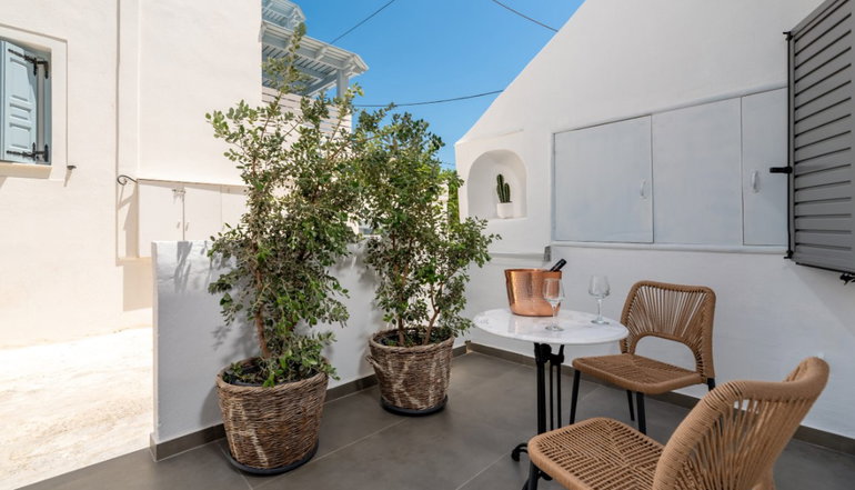 Aqualung Suites - Καμάρι, Σαντορίνη