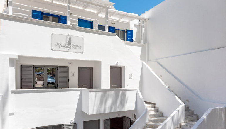 Aqualung Suites - Καμάρι, Σαντορίνη