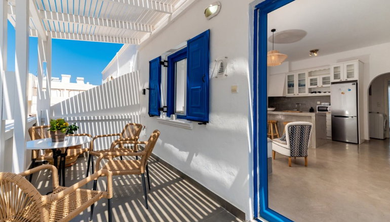 Aqualung Suites - Καμάρι, Σαντορίνη