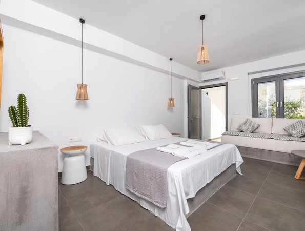 Aqualung Suites - Καμάρι, Σαντορίνη