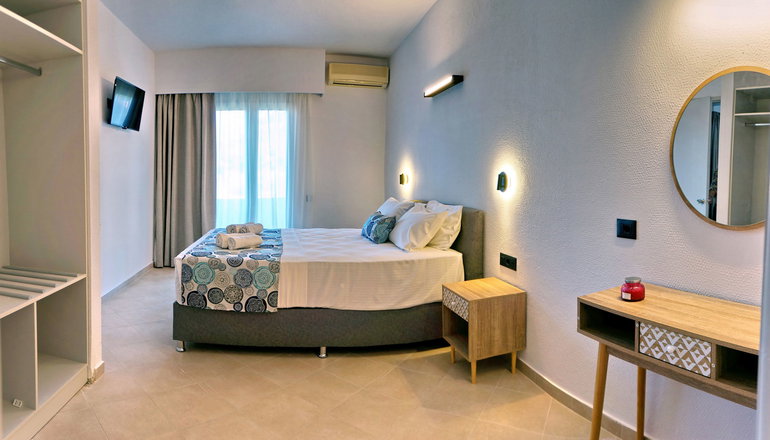 Aquamare Molyvos Hotel