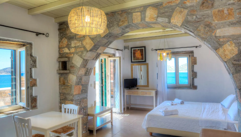 Aquapetra Hotel