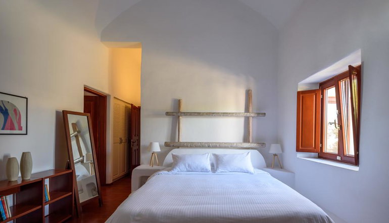 Aquaria Villa Santorini
