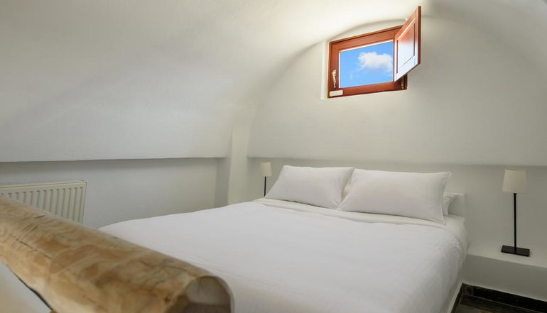 Aquaria Villa Santorini