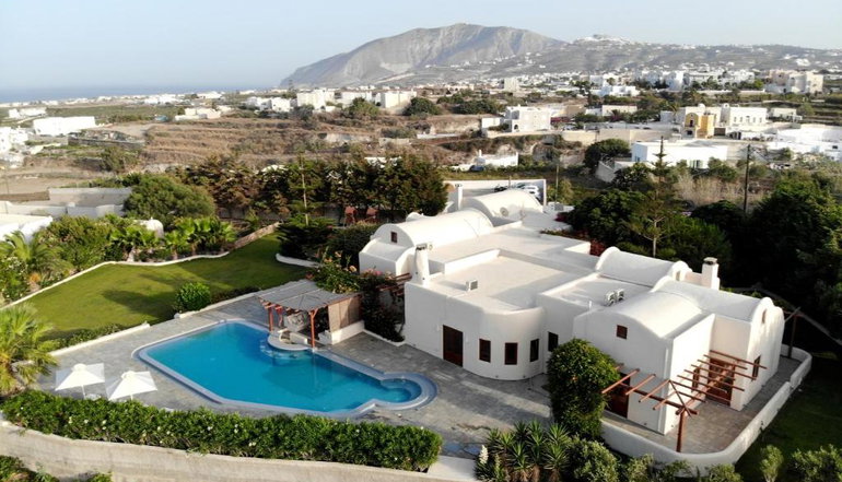 Aquaria Villa Santorini