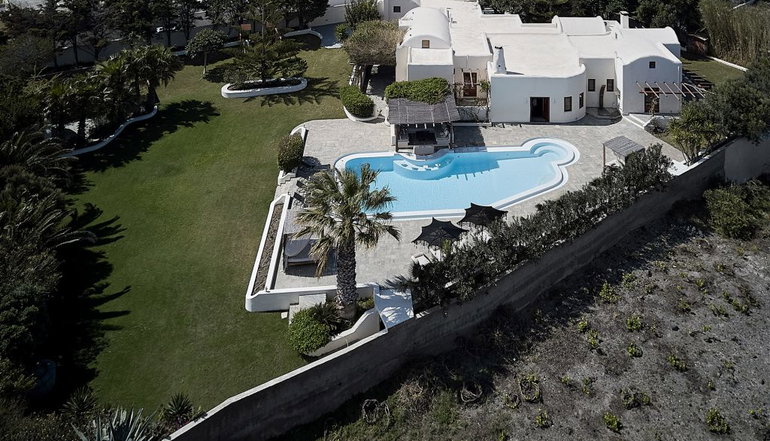 Aquaria Villa - Καρτεράδος, Σαντορίνη