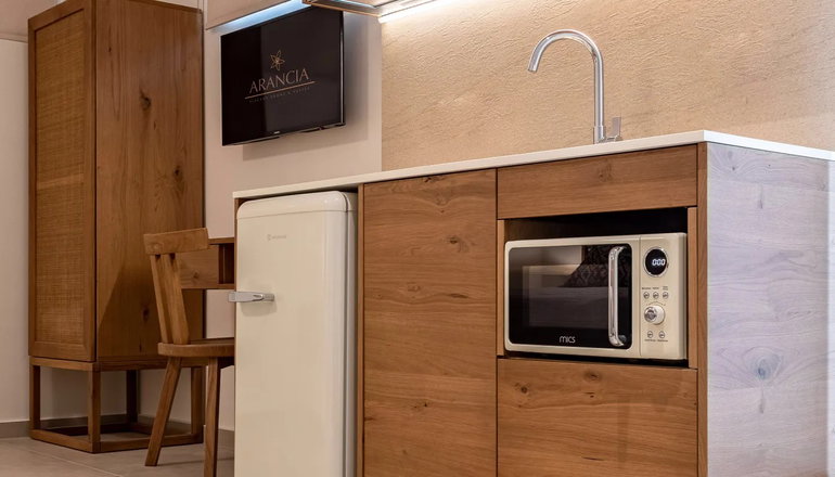 Arancia Elegant Rooms and Suites - Τολό, Αργολίδα