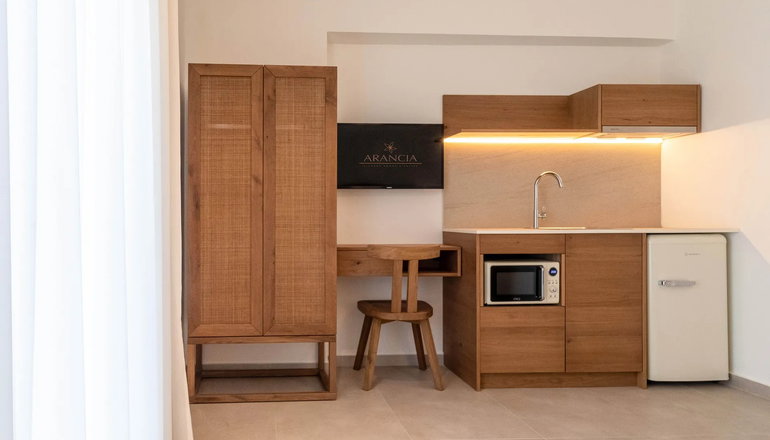 Arancia Elegant Rooms and Suites - Τολό, Αργολίδα
