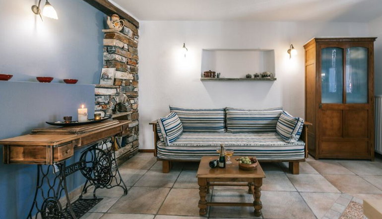 Arco Naxos Luxury Apartments