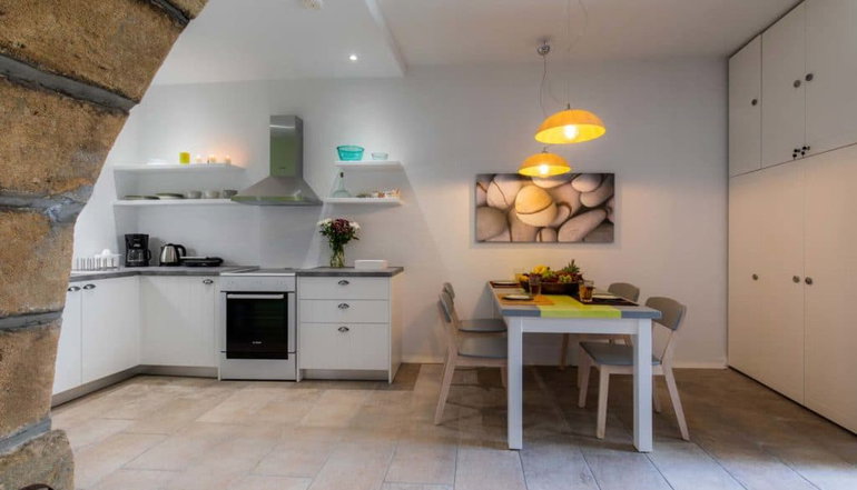 Arco Naxos Luxury Apartments
