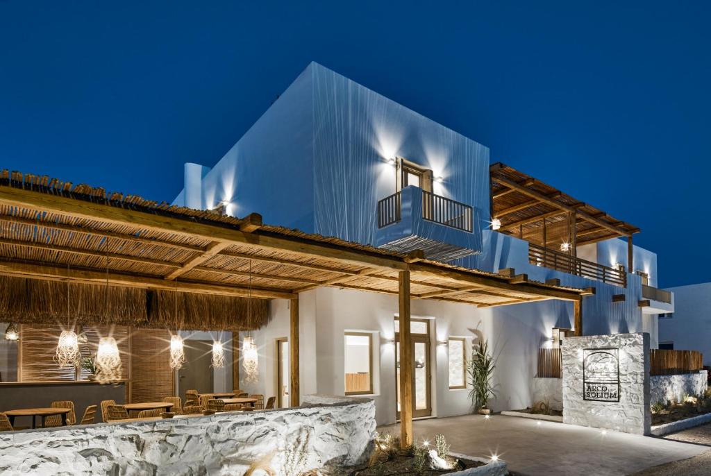Arco Solium Suites - Αδάμαντας, Μήλος